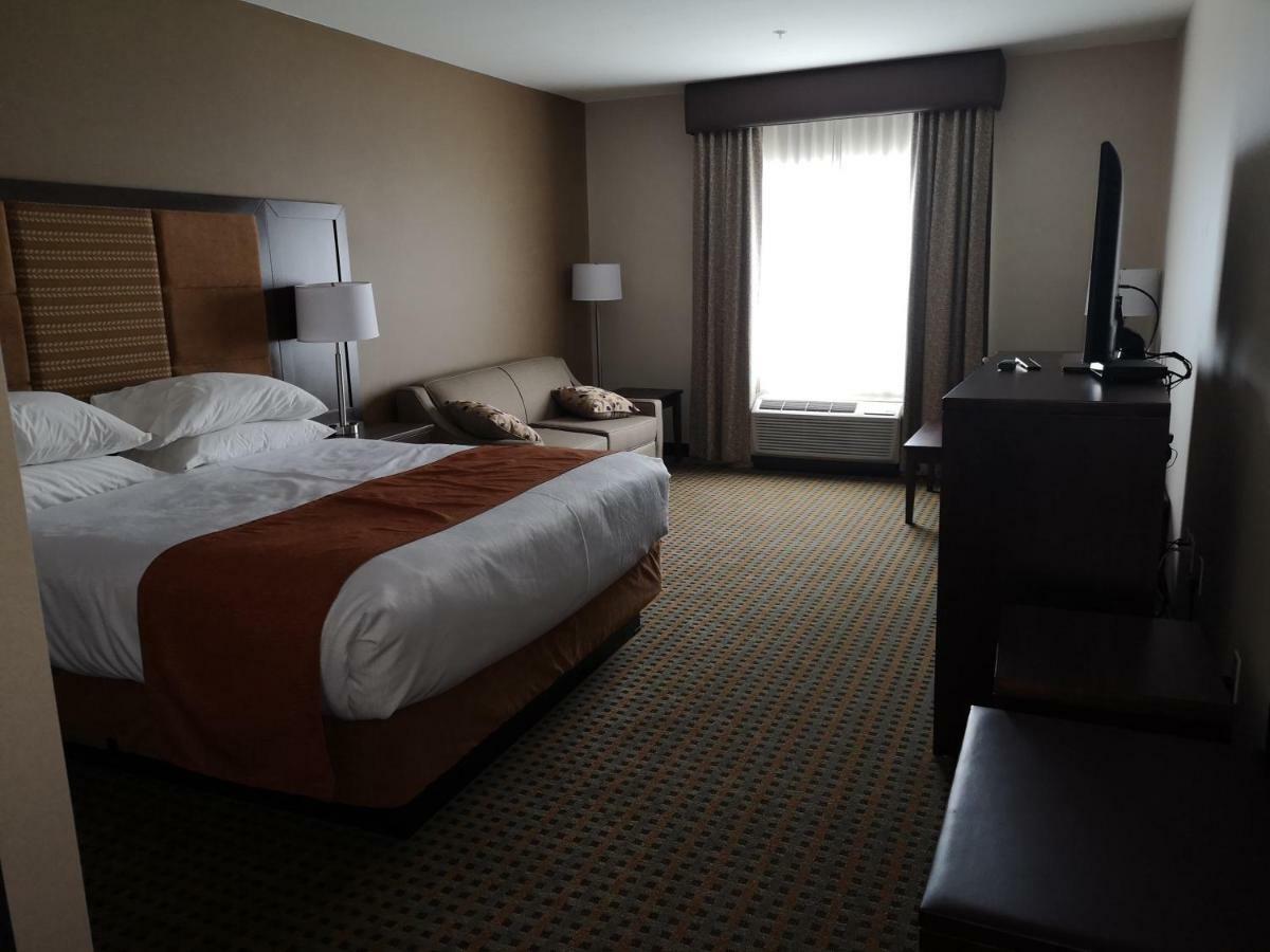 Best Western Plus Hinton Inn & Suites Exterior foto